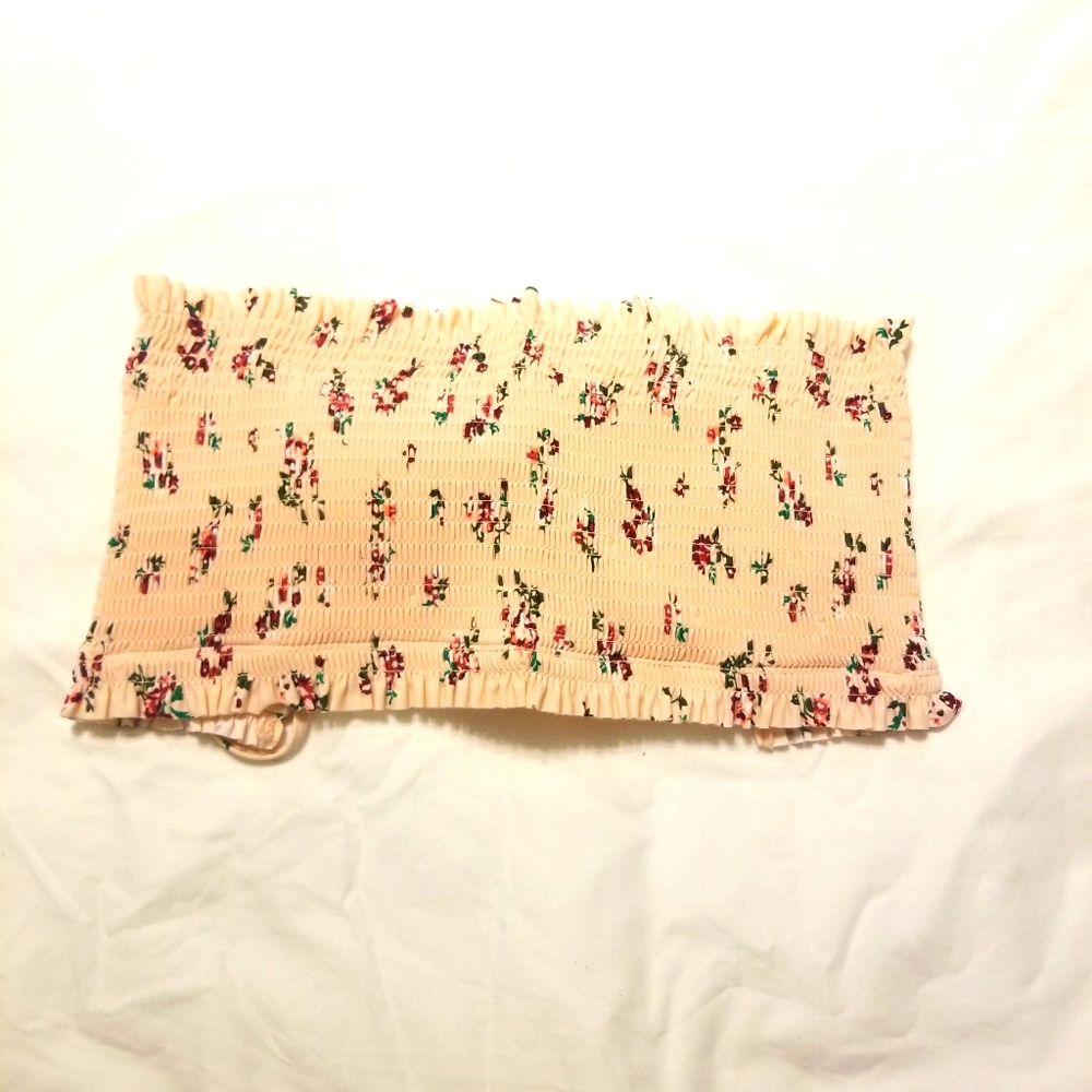 ⏰❤ NWT! Floral bandeau bikini top